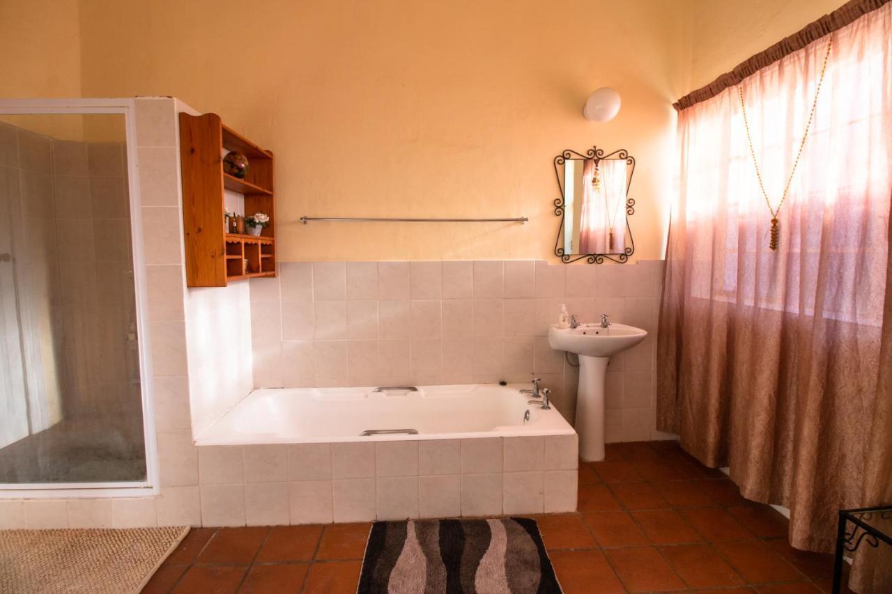 Jennis Place Graaff Reinet Exterior photo